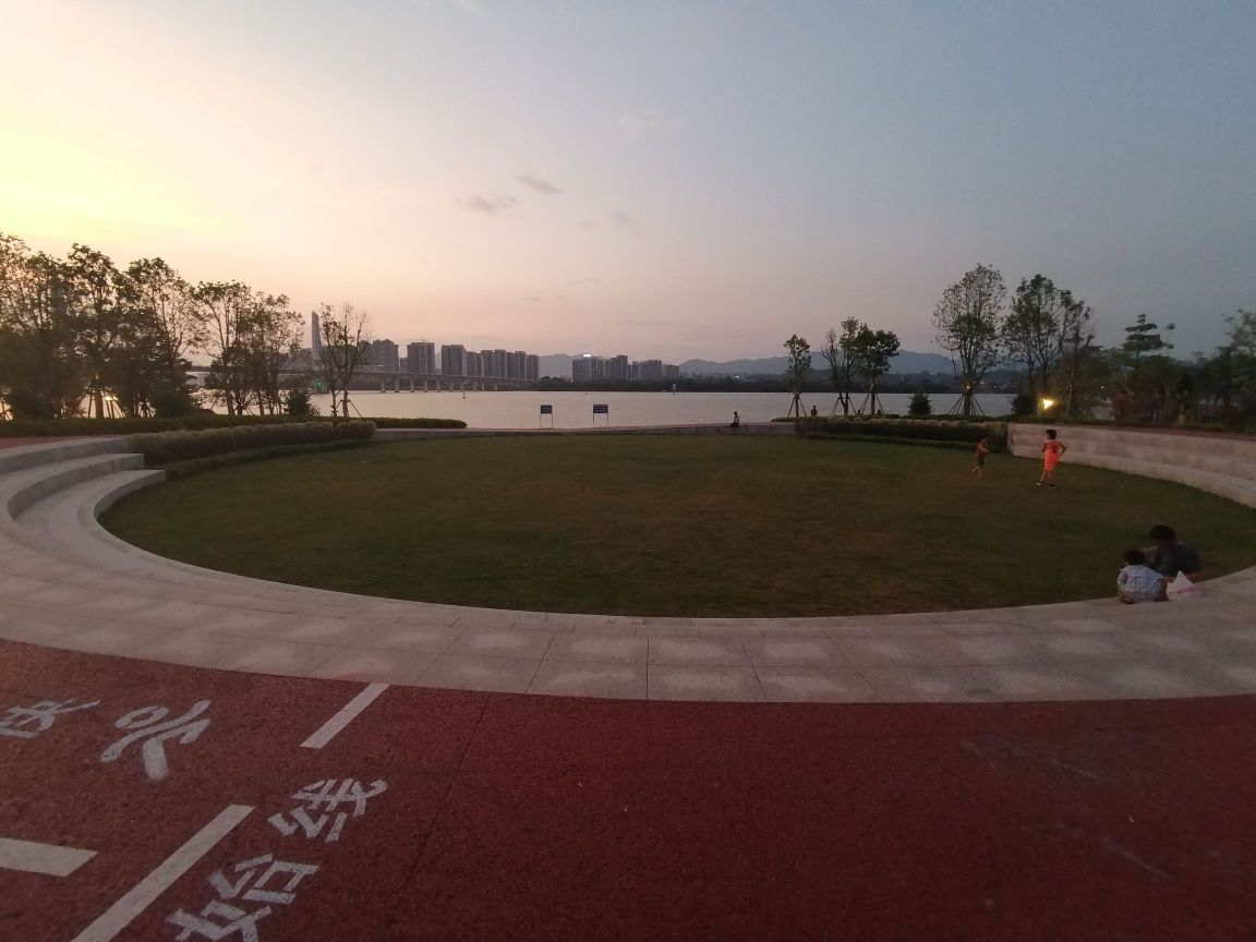 北江南岸公园 - 深圳观澜湖高尔夫订场服务-广东专业高尔夫预订平台