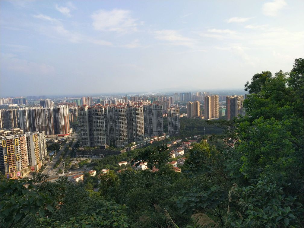 百步梯 - 全国335座高尔夫球场实时预订-高球爱好者一站式订场平台