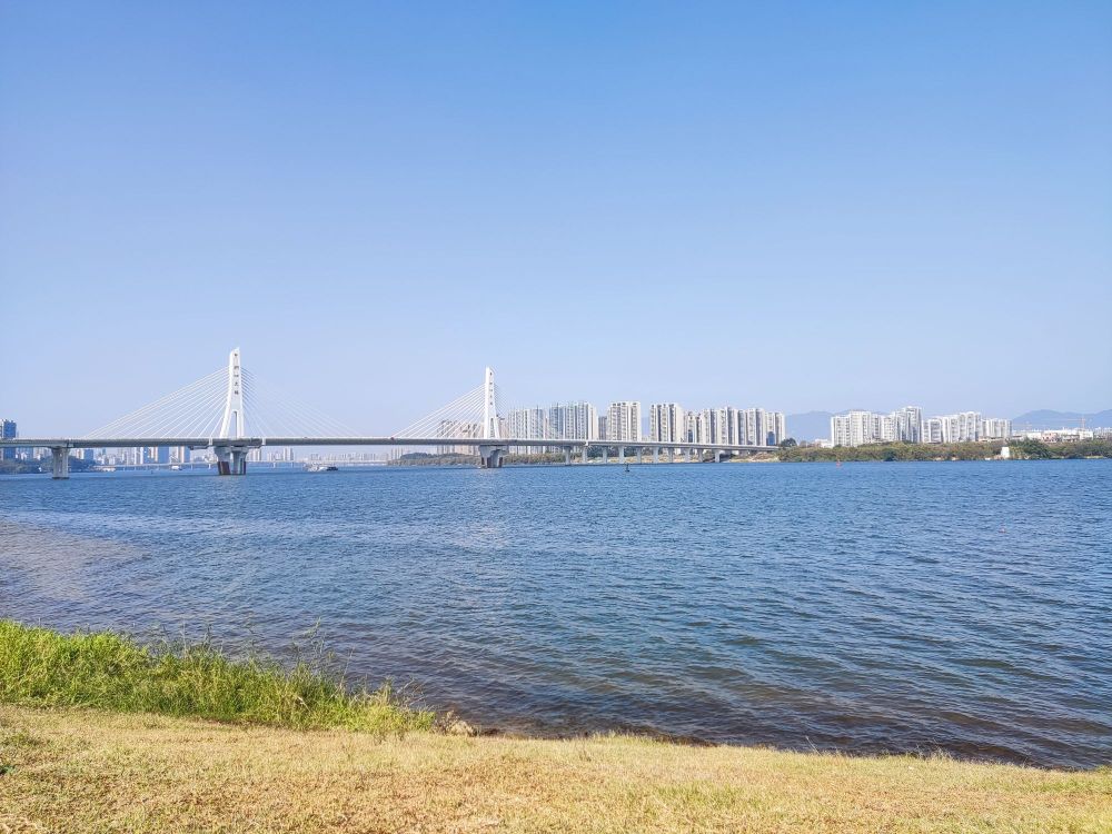 北江南岸公园 - 全国335座高尔夫球场实时预订-高球爱好者一站式订场平台
