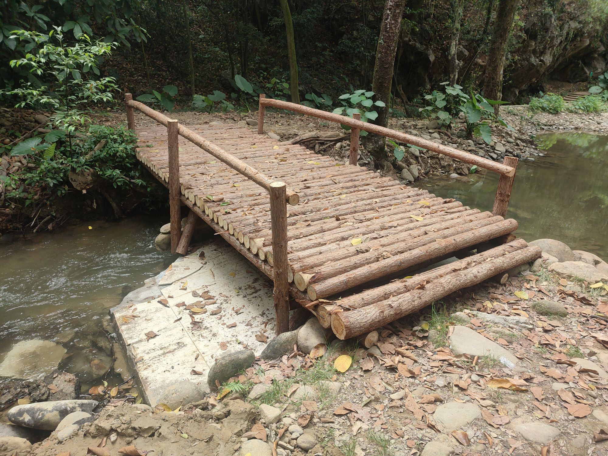 英德云水谣 - 全国335座高尔夫球场实时预订-高球爱好者一站式订场平台