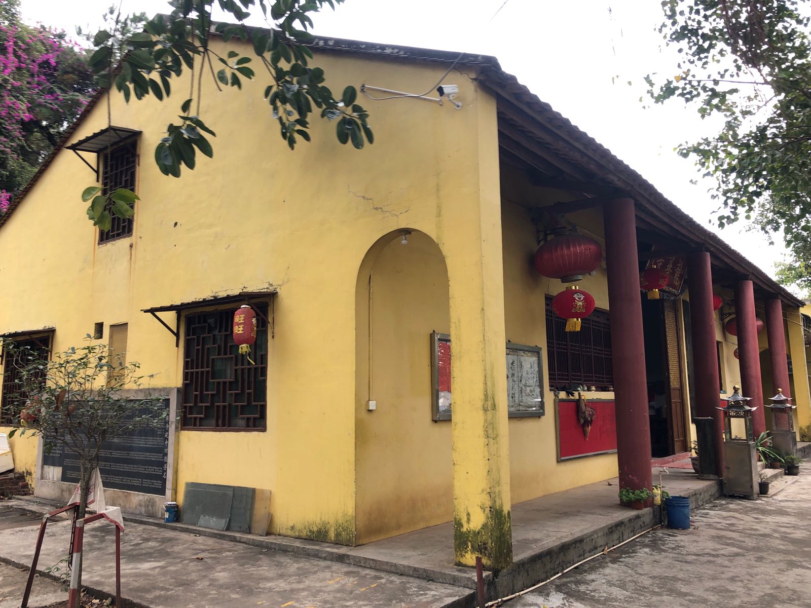 龙华寺 - 高尔夫1球1晚特惠套票-星际高球联盟精选旅游套餐