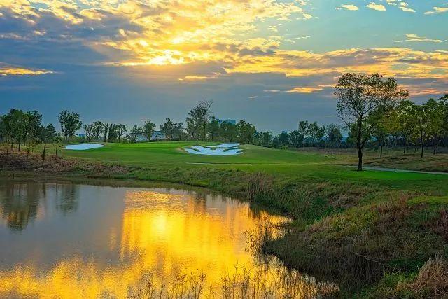 湖北武汉驿山·1球1晚-球位预订与旅游套餐
