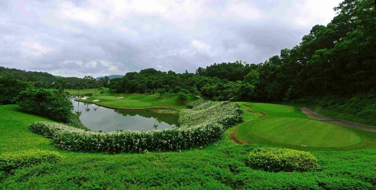 中山温泉/雅居乐长江·2球1晚 - 深圳观澜湖高尔夫订场服务-广东专业高尔夫预订平台