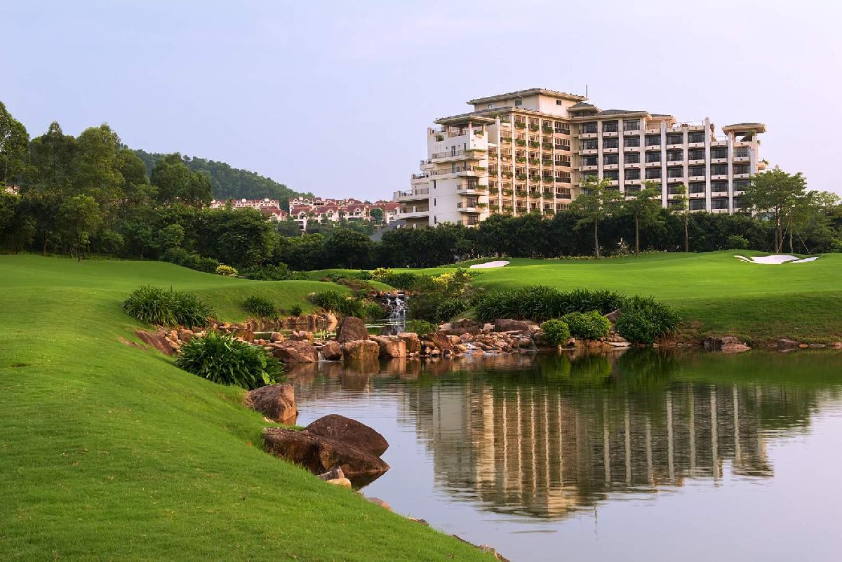 中山温泉/雅居乐长江·2球1晚 - 海口观澜湖高尔夫球场预订-海南高尔夫旅游攻略推荐