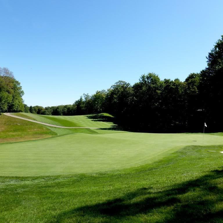 加拿大海滩大厅高尔夫俱乐部 Beacon Hall Golf Club