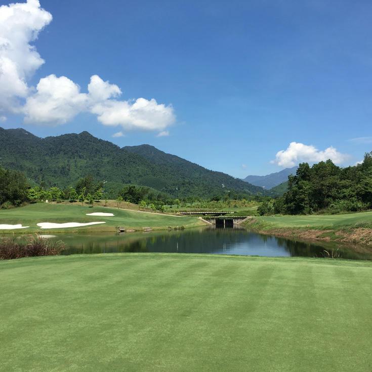岘港巴拿山高尔夫球会