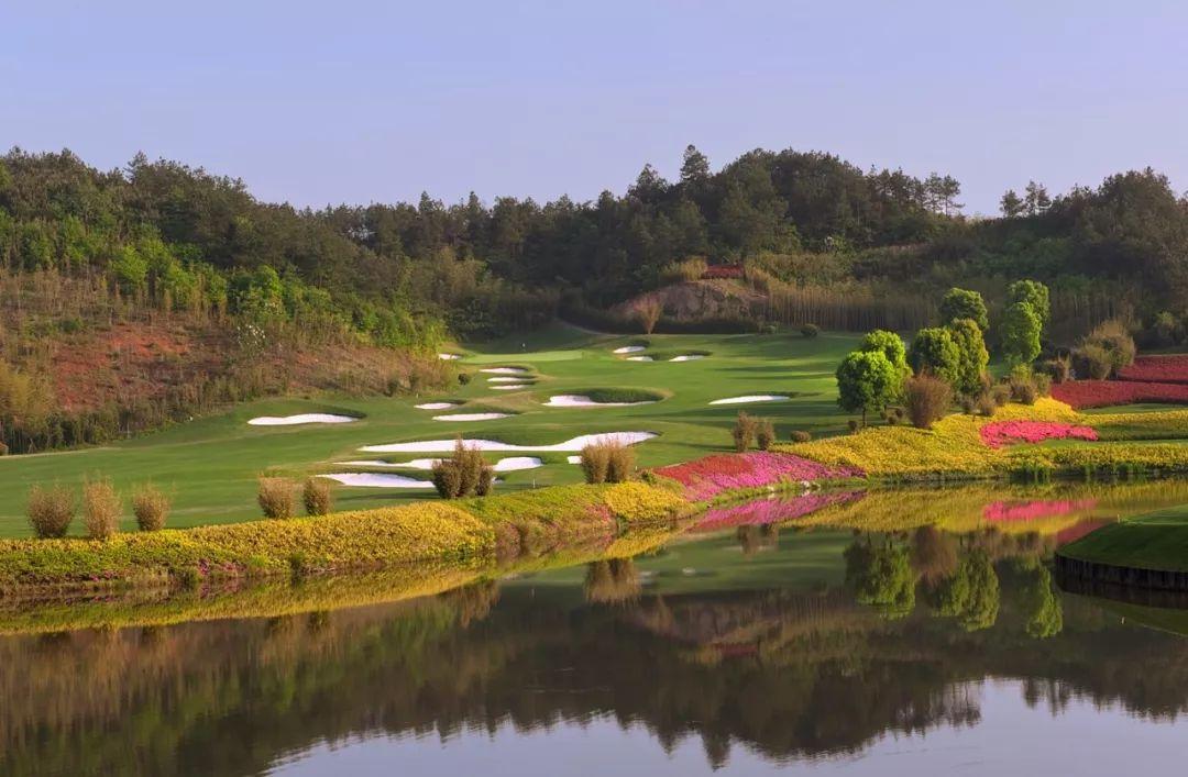 安吉龙王溪·1球1晚 - 高尔夫1球1晚特惠套票-星际高球联盟精选旅游套餐