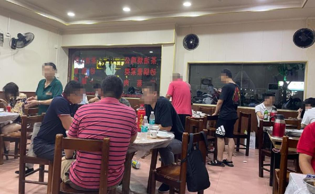 日益森烧鸡公（燕泉广场店） - 高尔夫1球1晚特惠套票-星际高球联盟精选旅游套餐