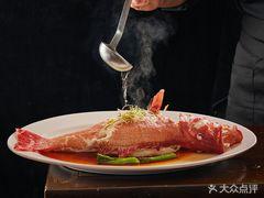 顺峰(亚运村店) - 全国335座高尔夫球场实时预订-高球爱好者一站式订场平台