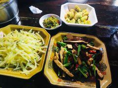 富正毅三下锅(张家界店) - 阳江保利银滩高尔夫套票-海滨高尔夫旅游1球1晚套餐