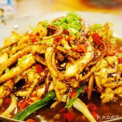 轩和烤鸭家常菜(冯村店) - 全国335座高尔夫球场实时预订-高球爱好者一站式订场平台