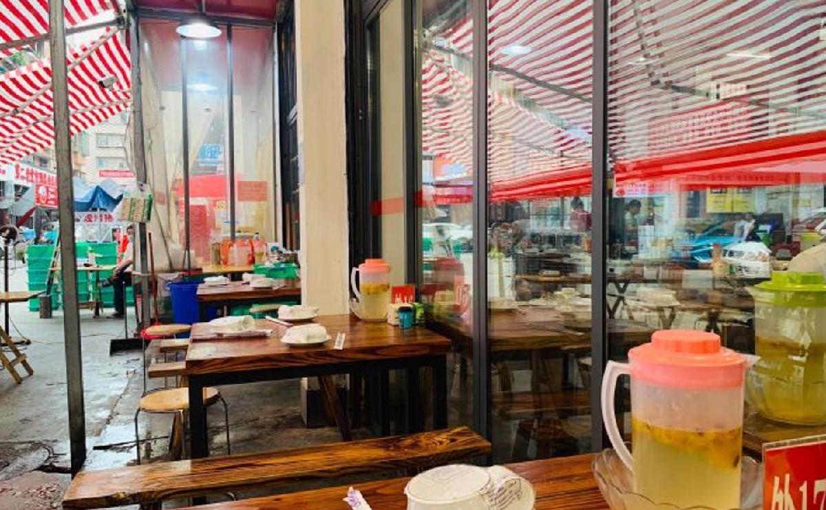 四方坪三十栋饭店 - 全国335座高尔夫球场实时预订-高球爱好者一站式订场平台