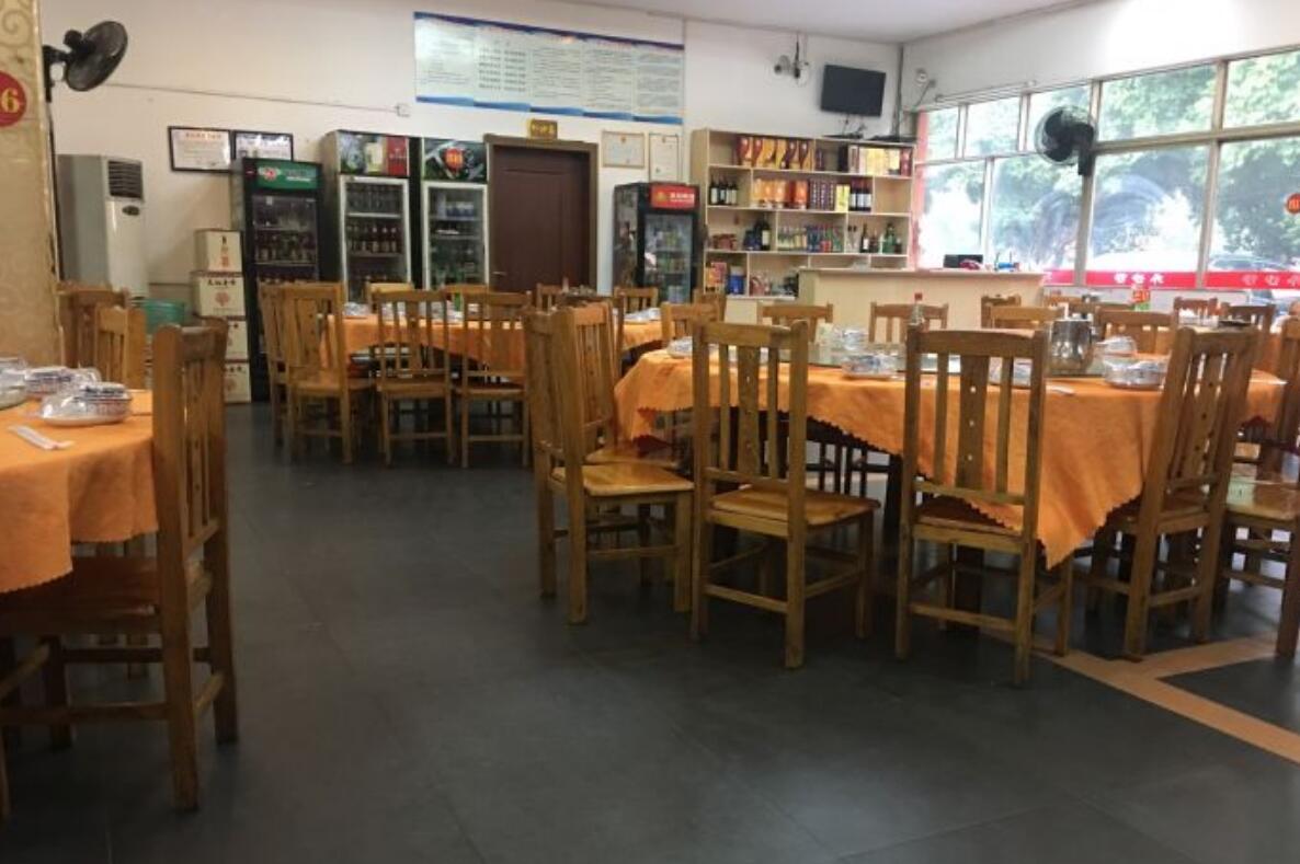 外沙仔海鲜大排档（云南路店） - 全国335座高尔夫球场实时预订-高球爱好者一站式订场平台