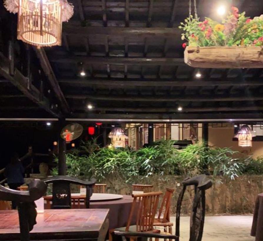 小鳖大院（月亮岛店） - 全国335座高尔夫球场实时预订-高球爱好者一站式订场平台
