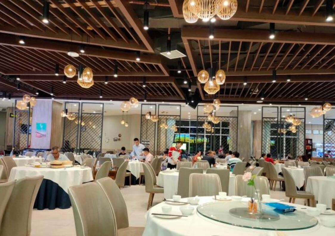 椰林海鲜码头（东莞万江店） - 星际高球联盟-中国精英人士高尔夫旅游度假实景