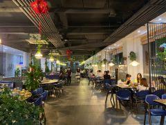南湾食府 - 星际高球联盟-中国精英人士高尔夫旅游度假实景