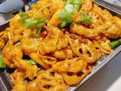 钱塘秋荷新中菜(殷高西路店) - undefined