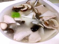 老地方农家大院(盈港东路店) - 高尔夫1球1晚特惠套票-星际高球联盟精选旅游套餐