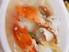 品味轩海鲜大排档(大梅沙店) - 全国335座高尔夫球场实时预订-高球爱好者一站式订场平台