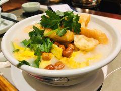 悦满楼·西关名点(海雅缤纷城店) - 全国335座高尔夫球场实时预订-高球爱好者一站式订场平台