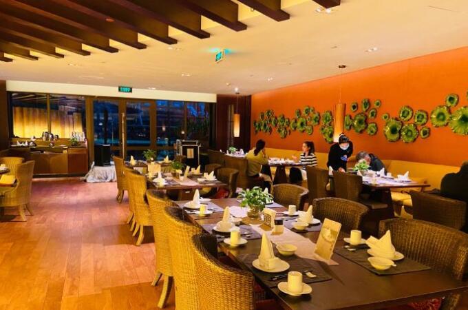 神州半岛喜来登度假酒店-采悦轩中餐厅 - 全国335座高尔夫球场实时预订-高球爱好者一站式订场平台