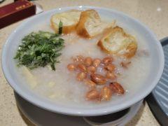 点都德(杭州湖滨银泰in77C2区店) - 阳江保利银滩高尔夫套票-海滨高尔夫旅游1球1晚套餐