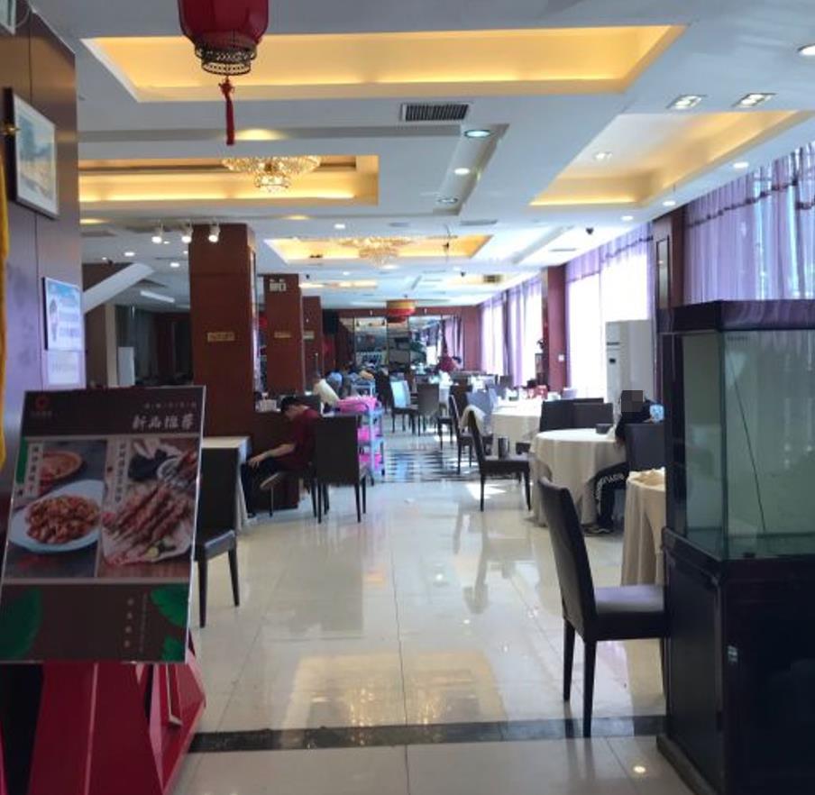 小厨晓味（大里路店） - 高尔夫1球1晚特惠套票-星际高球联盟精选旅游套餐