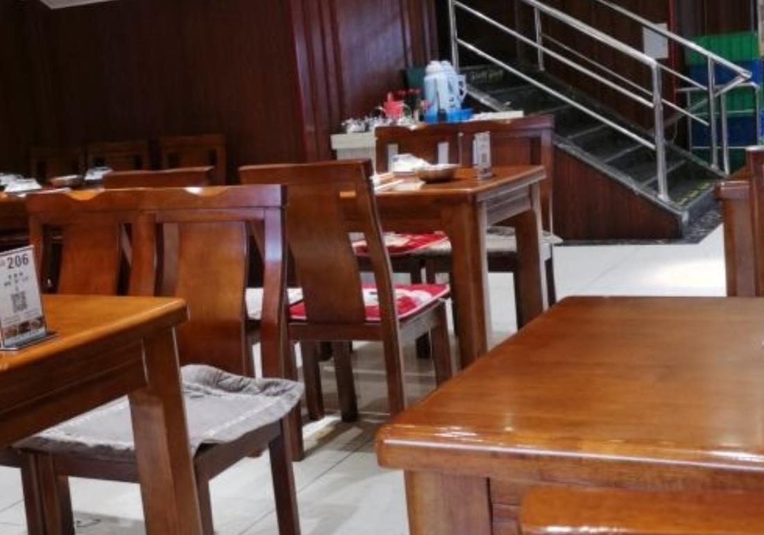滨河湾一品渝香干锅鸭头（和平大街店） - 全国335座高尔夫球场实时预订-高球爱好者一站式订场平台