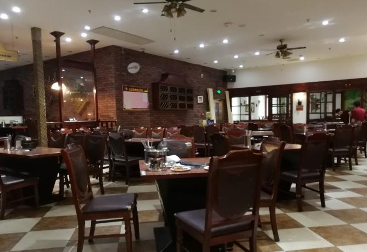 比亚森自助烤肉（月坛商厦店） - 高尔夫1球1晚特惠套票-星际高球联盟精选旅游套餐