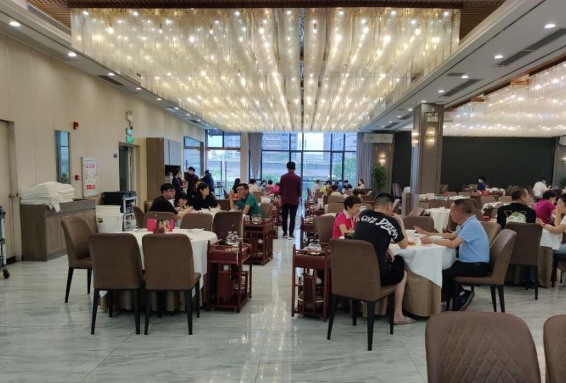 粤翠海鲜酒家 - 全国335座高尔夫球场实时预订-高球爱好者一站式订场平台