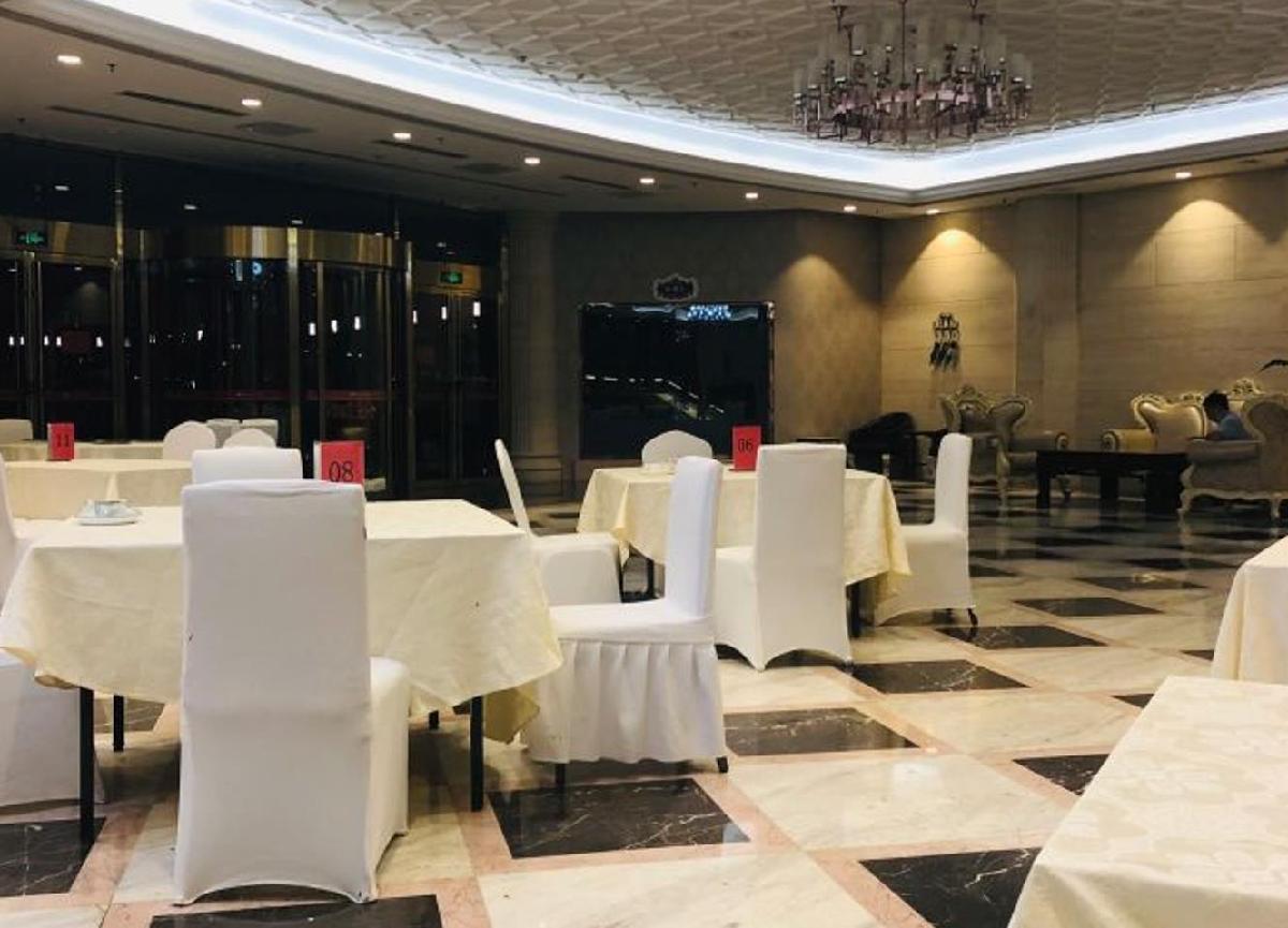 月坛海鲜城（海河故道公园店） - 全国335座高尔夫球场实时预订-高球爱好者一站式订场平台