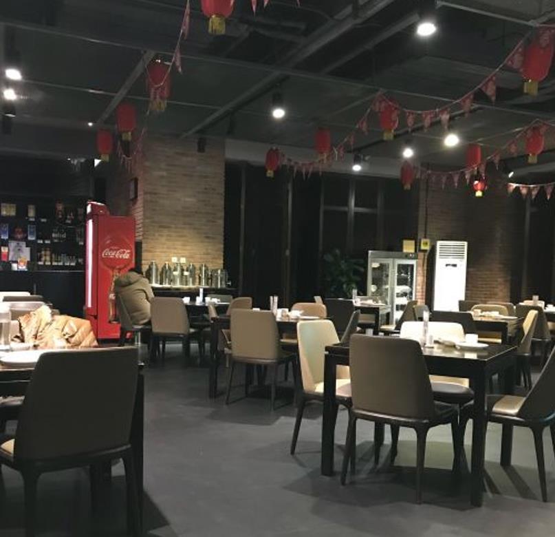渝湘江南·川湘菜（万科城店） - 全国335座高尔夫球场实时预订-高球爱好者一站式订场平台