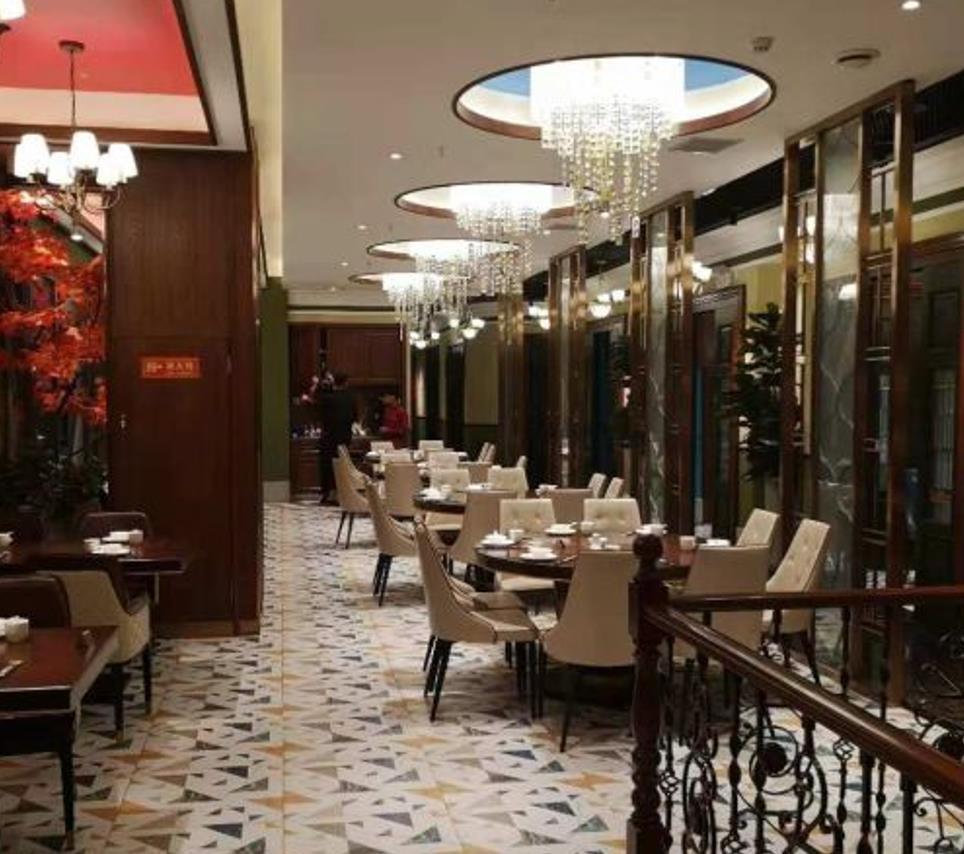 小食号精致湘菜海鲜（空港店） - 全国335座高尔夫球场实时预订-高球爱好者一站式订场平台
