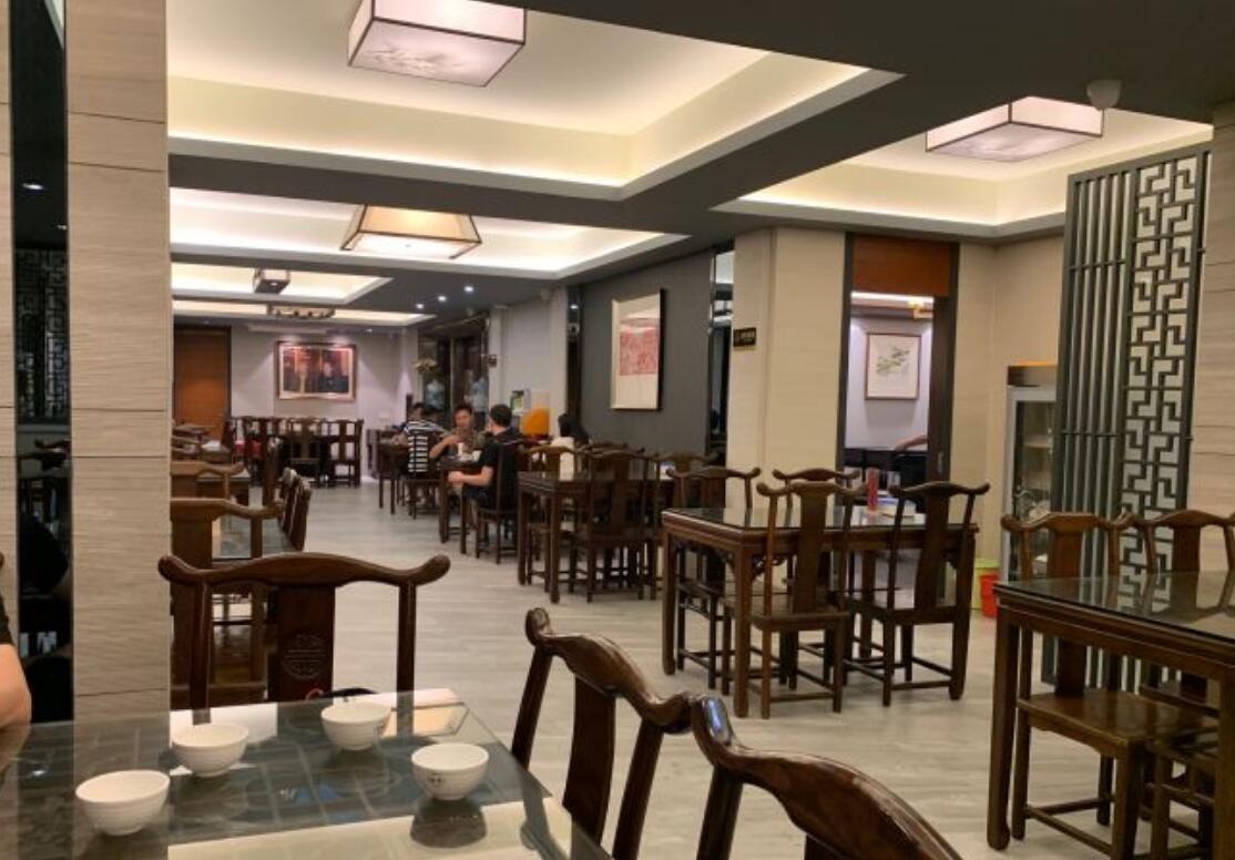 富苑饮食 - 高尔夫1球1晚特惠套票-星际高球联盟精选旅游套餐