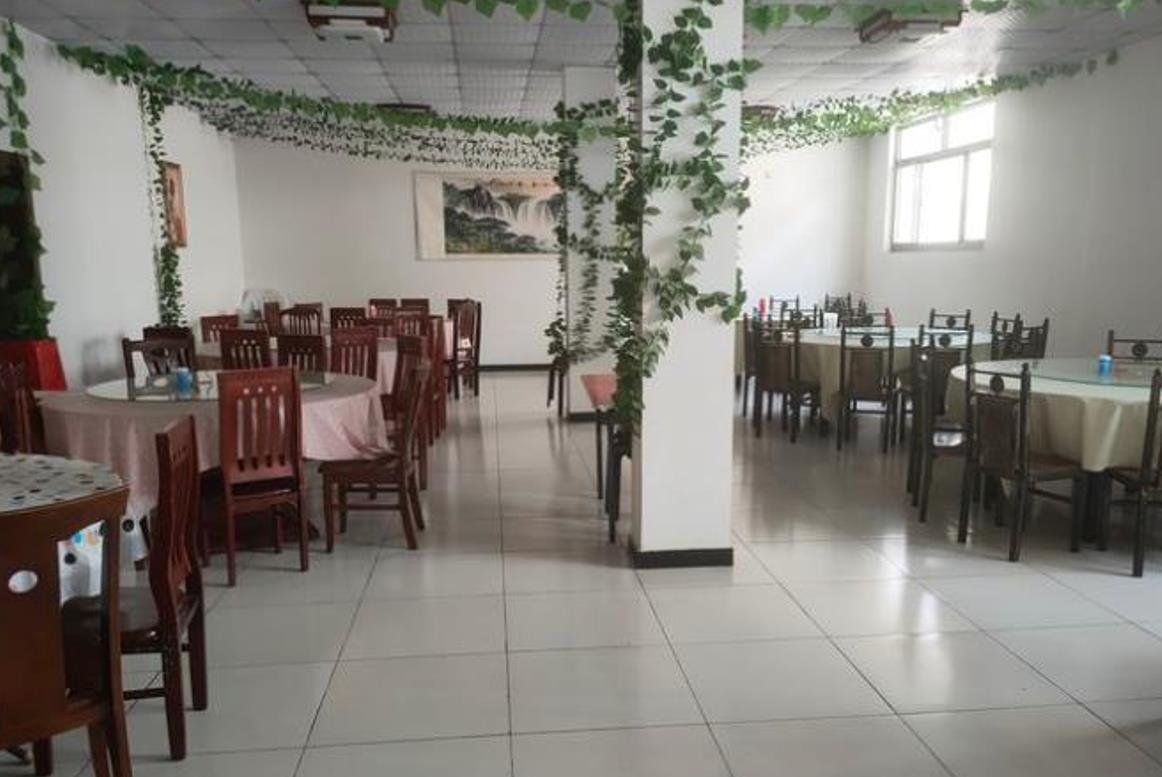 荷塘月色鱼馆（于桥水库店总店） - 高尔夫1球1晚特惠套票-星际高球联盟精选旅游套餐