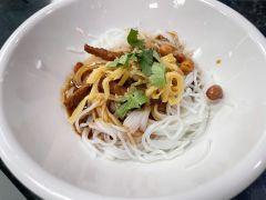 萌哒哒椰子鸡(三亚湾店) - 高尔夫1球1晚特惠套票-星际高球联盟精选旅游套餐
