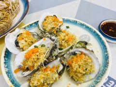 小胡子海鲜连锁店(第一市场总店) - 深圳观澜湖高尔夫订场服务-广东专业高尔夫预订平台