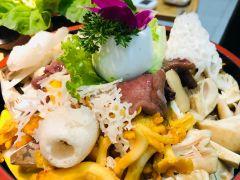 一朵菌野生菌火锅(白云店) - undefined