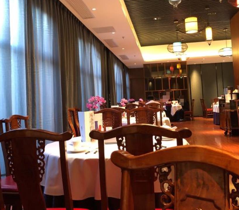 西湖春天（百合店） - 高尔夫1球1晚特惠套票-星际高球联盟精选旅游套餐