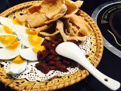 黔蘑菇四季餐厅(观山湖店) - 全国335座高尔夫球场实时预订-高球爱好者一站式订场平台