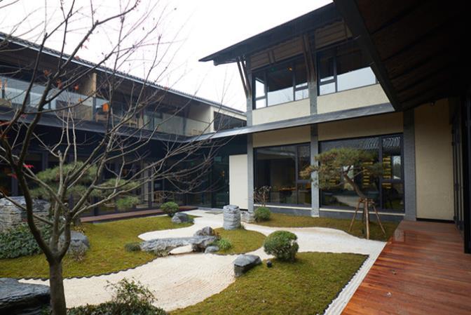 新荣记（西溪湿地店） - 全国335座高尔夫球场实时预订-高球爱好者一站式订场平台