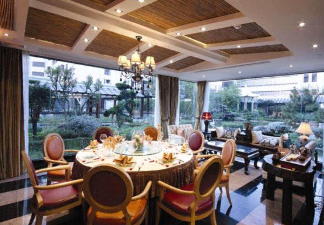 中山国际酒店·中餐厅 - 高尔夫1球1晚特惠套票-星际高球联盟精选旅游套餐