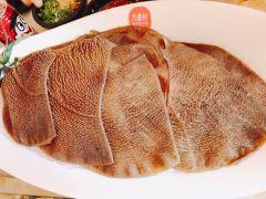 九鼎轩脆毛肚火锅(句容店) - 高尔夫1球1晚特惠套票-星际高球联盟精选旅游套餐