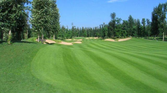 珠海国际/翠湖/金湾·3球2晚 - 深圳观澜湖高尔夫订场服务-广东专业高尔夫预订平台