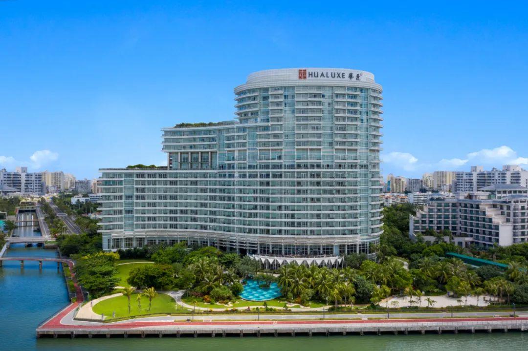 海口三公里/西海岸/观澜湖3号·3球3晚 - 阳江保利银滩高尔夫套票-海滨高尔夫旅游1球1晚套餐