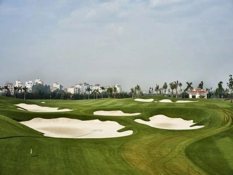 越南河内龙边/传奇山/青岭·3球4晚 - 海口观澜湖高尔夫球场预订-海南高尔夫旅游攻略推荐