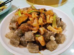 显铭大酒店(万岁街店) - 全国335座高尔夫球场实时预订-高球爱好者一站式订场平台