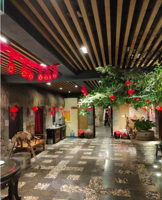 乔记渔庄（国家五钻级酒家五四广场店） - 全国335座高尔夫球场实时预订-高球爱好者一站式订场平台