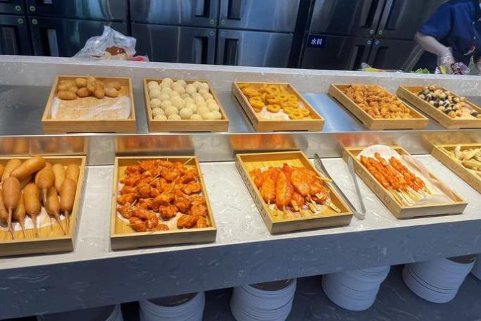 小科自助烤肉火锅（石岛店） - 全国335座高尔夫球场实时预订-高球爱好者一站式订场平台
