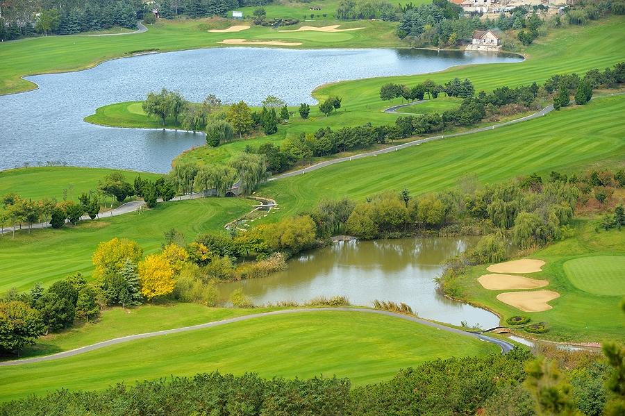 青岛国际/华山·2球1晚 - 高尔夫1球1晚特惠套票-星际高球联盟精选旅游套餐